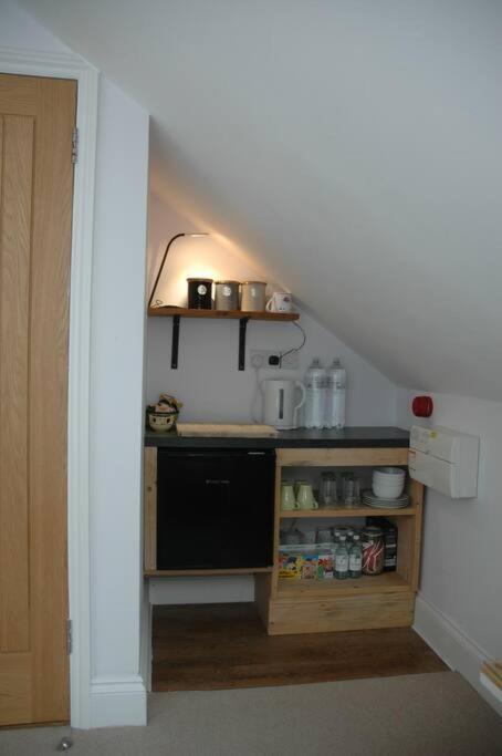 Cowslip Barn Annexe, Countryside Stay Near Chichester Exteriör bild